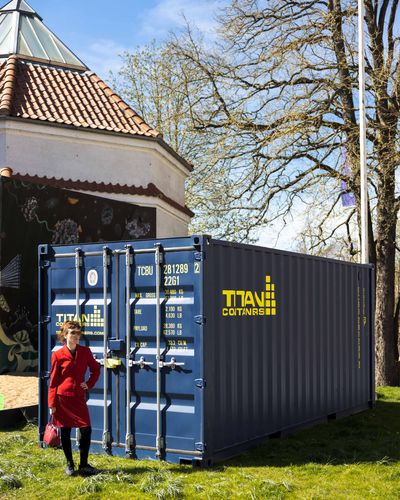 Billede: Sally Messell-Dalgaard, Logistique x Aarhus Havn, Kunsthal Aarhus, 2023. Foto: Mikkel Kaldal.