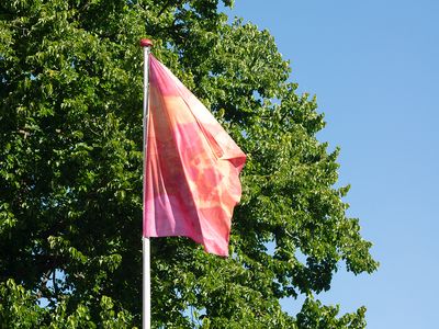 Billede: Raul Walch, Heat Flag (Aarhus), Kunsthal Aarhus, 2024. Foto: Jacob Friis-Holm Nielsen.