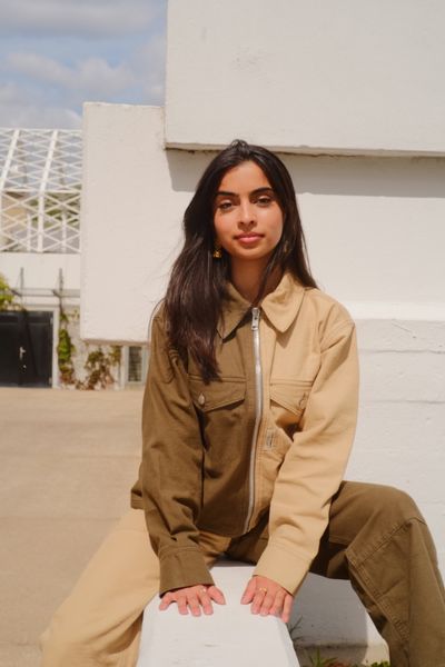 Portræt af DJ Shaazie. Foto: Maninder Kaur.